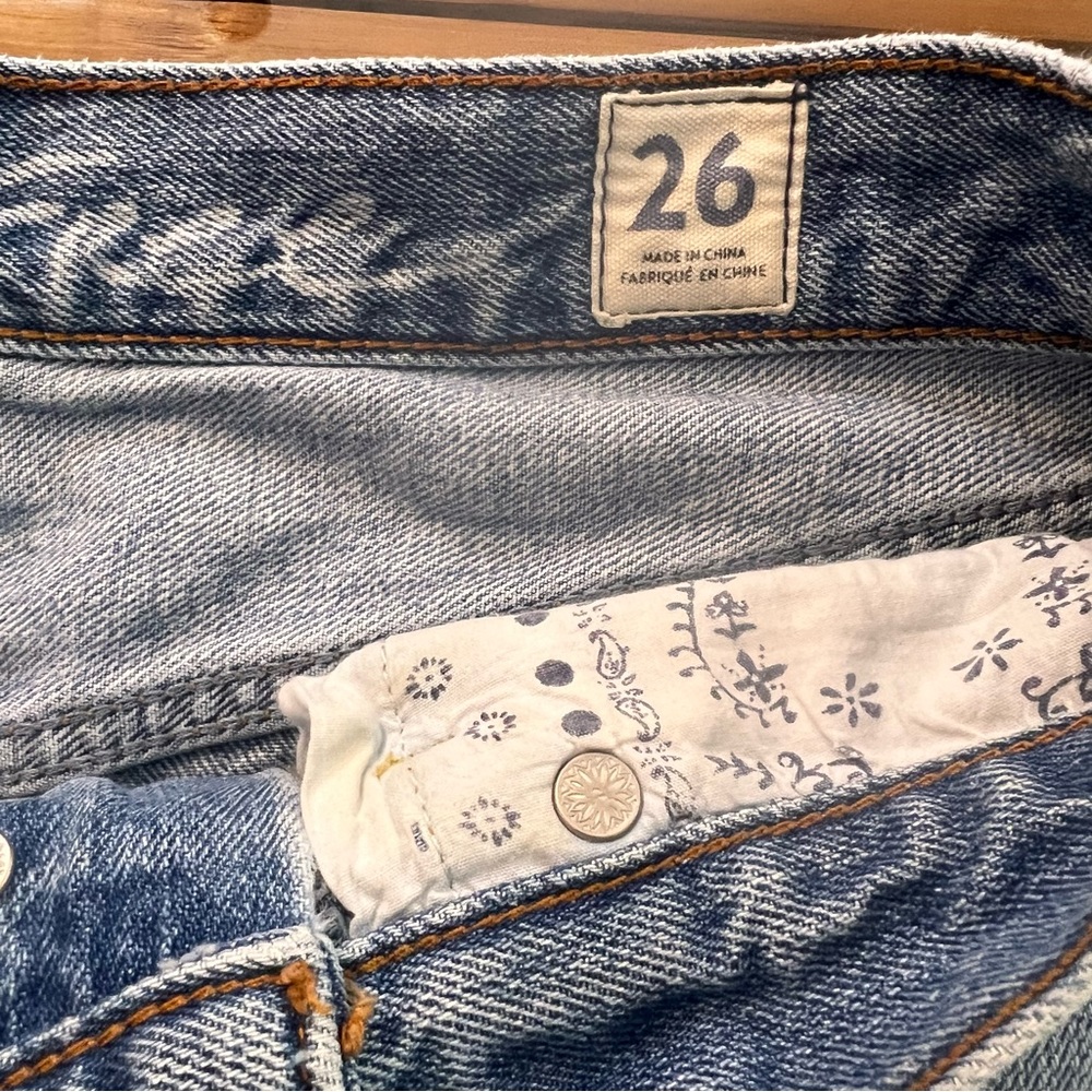 Free People Sofia cut off jean shorts - Picture 6 of 7